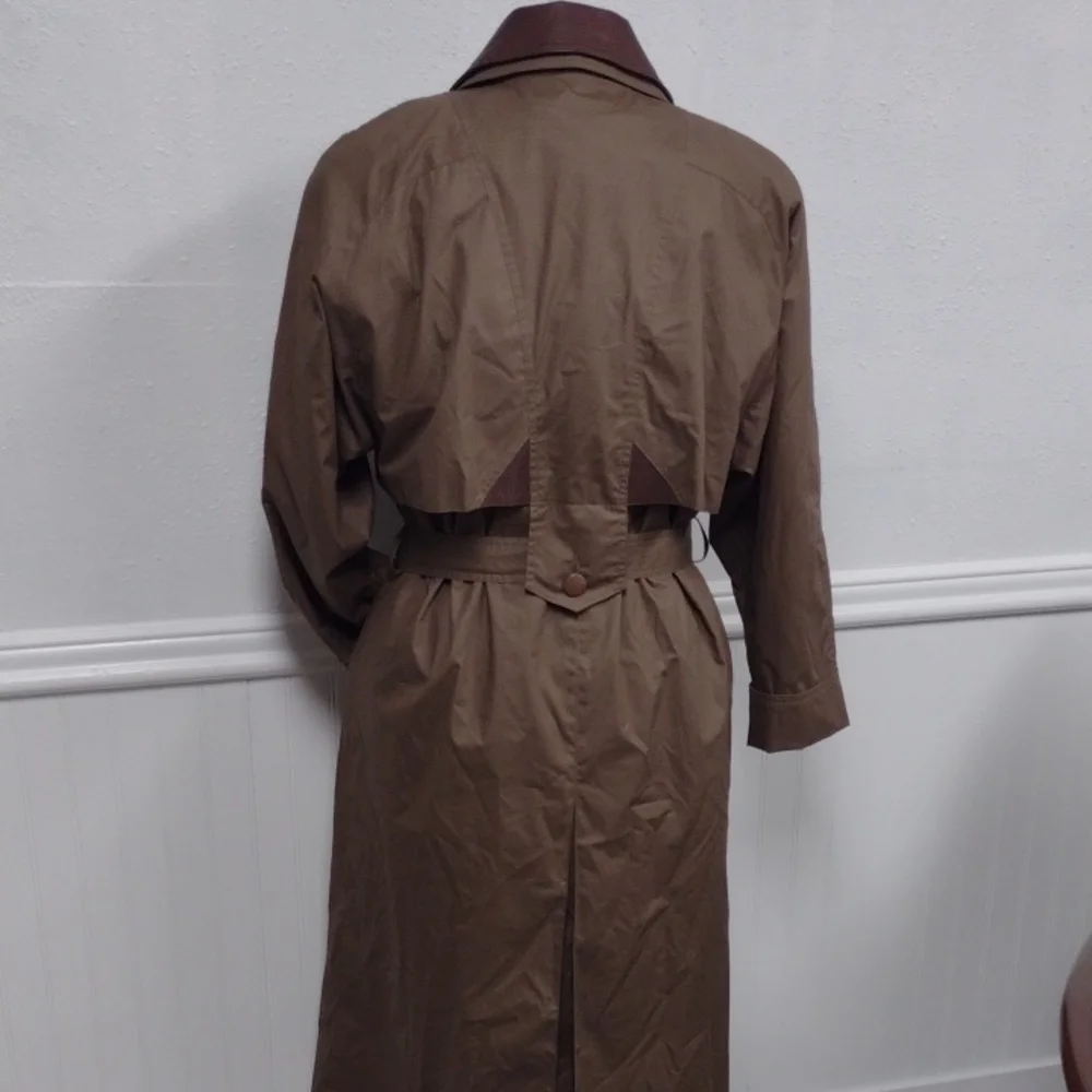 Coat Collectibles Women Classic Brown Trench Coat, Vacation,Travel. - Picture 5 of 14
